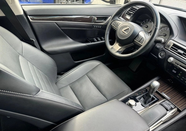 Lexus GS cena 115900 przebieg: 72000, rok produkcji 2018 z Przedecz małe 326